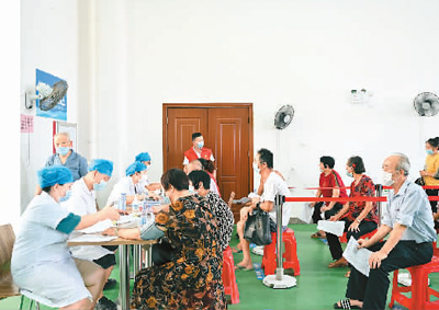 加強針來(lái).jpg 加強針來(lái).jpg