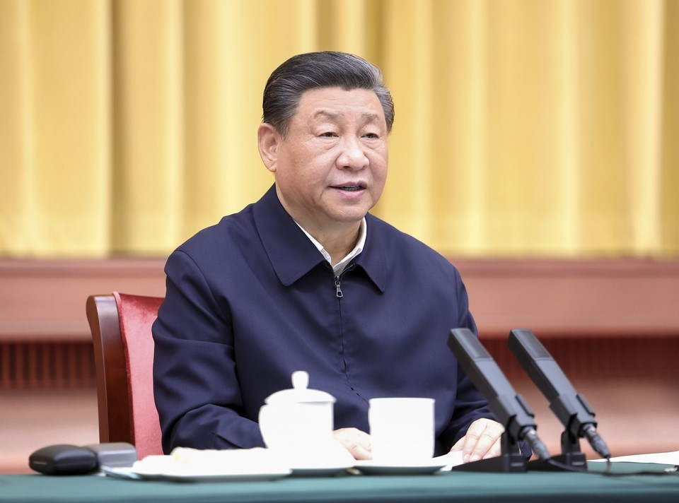 2024年3月20日下午，中共中央總書(shū)記、國家主席、中央軍委主席習近平在湖南省長(cháng)沙市主持召開(kāi)新時(shí)代推動(dòng)中部地區崛起座談會(huì )并發(fā)表重要講話(huà)。新華社記者 鞠鵬 攝 